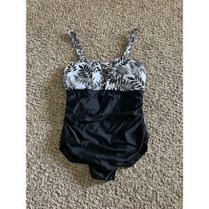one piece‎ bathing suit size 16W